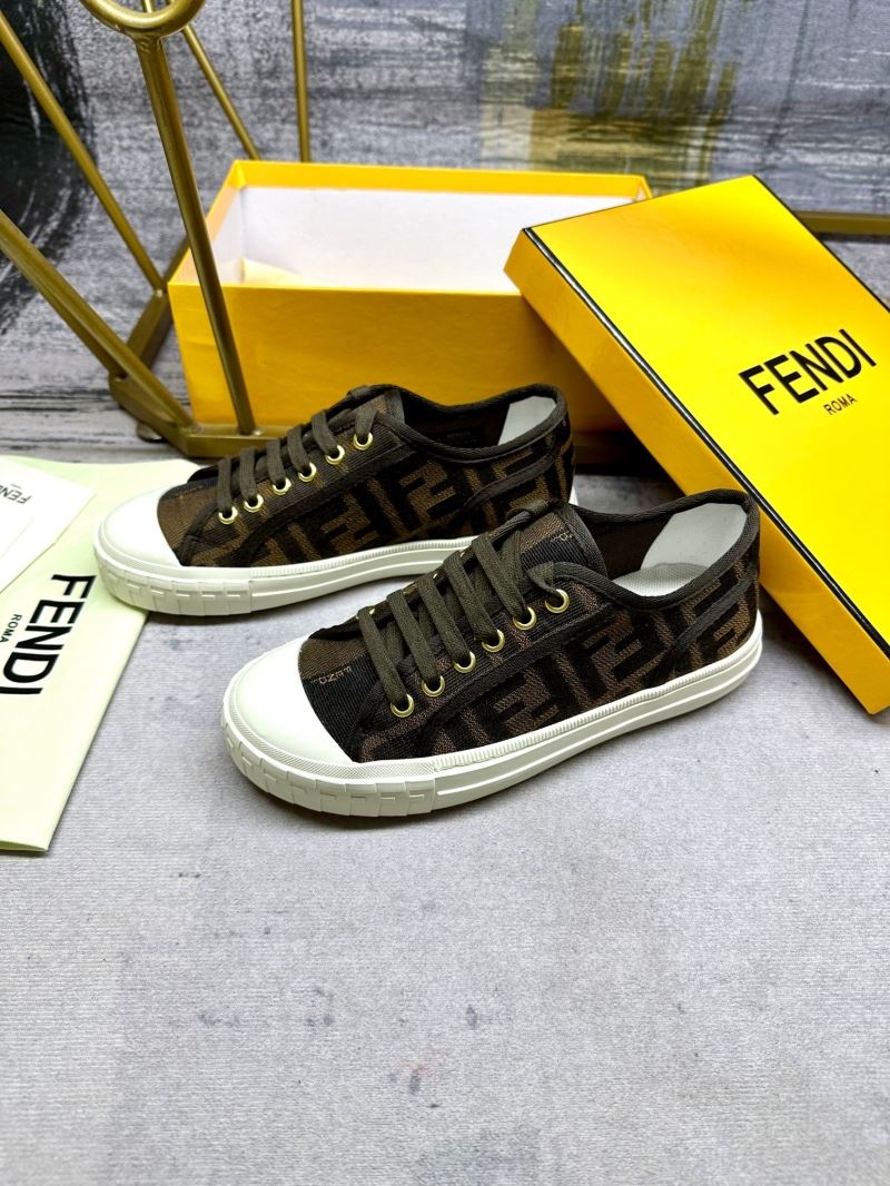 Fendi Low Shoes